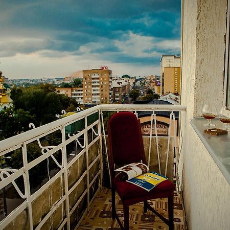 ריבנה Babylon Apartments חדר תמונה