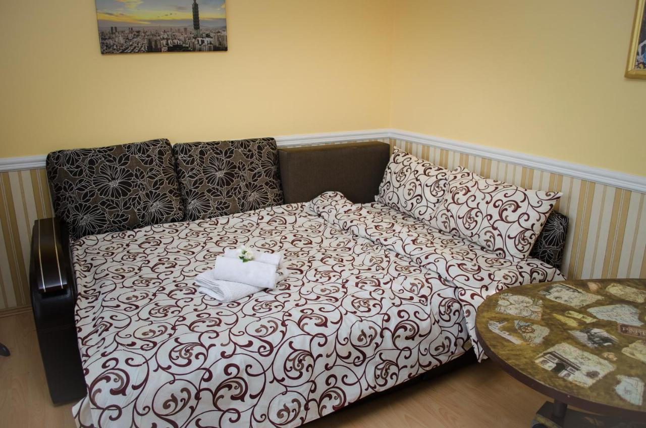 ריבנה Babylon Apartments מראה חיצוני תמונה